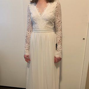 Lulu's Maxi Lace Long-Sleeved Wedding Dress